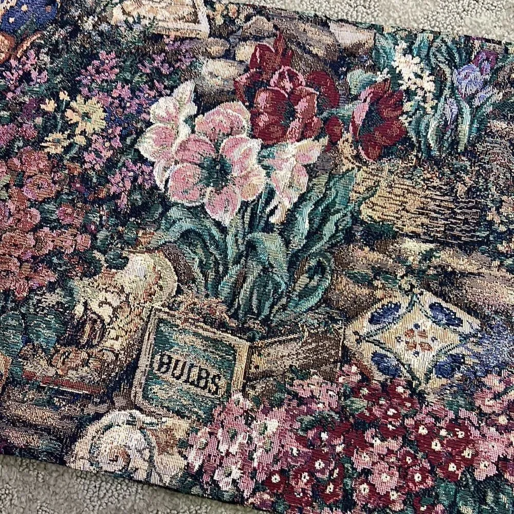 Floral Spring Table Runner Amaryllis Bulbs Hydrangeas Roses with Green Tassels